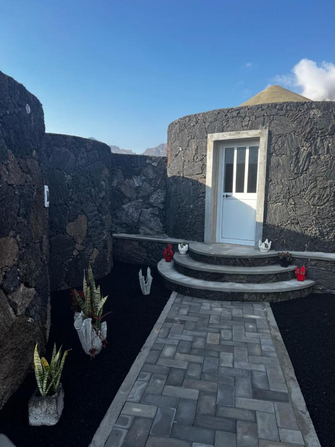 Ecofunco Bed and Breakfast Portela Buitenkant foto